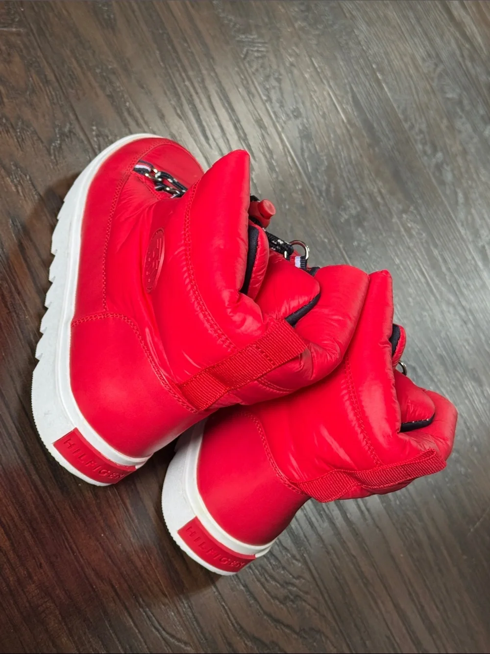 Tommy Hilfiger Striking Red ❤️ Quilted Lace-Up Winter Boots